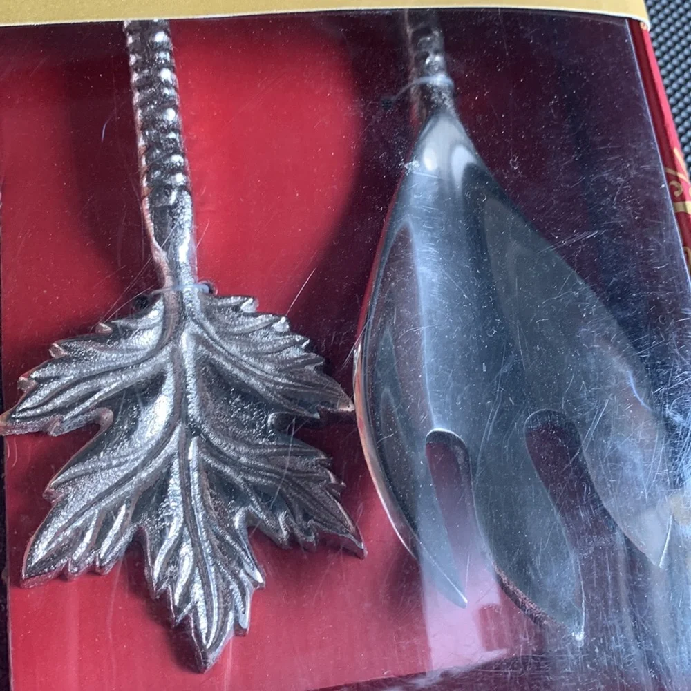 Silver Leaf 2-Piece Serving Set - Silver